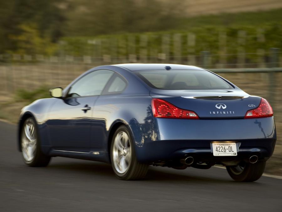  Infiniti G37x Coupe 2008 года  (фото 5 из 13)